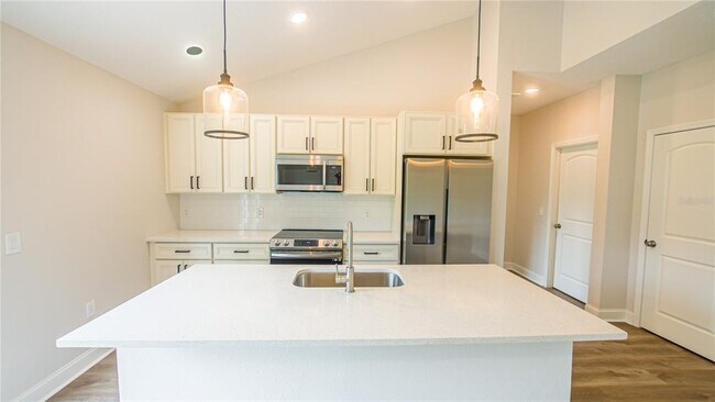 Building Photo - 2443 Penguin Ln