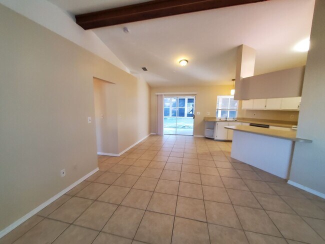 Foto del edificio - 1436 SE 33rd Terrace