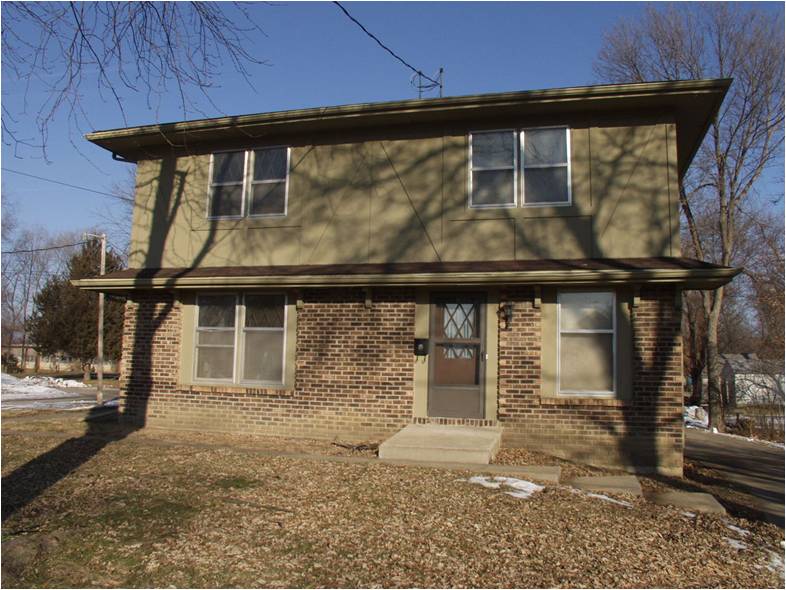 5325 Hickman Rd, Des Moines, IA 50310 Townhouse for Rent in Des Moines, IA