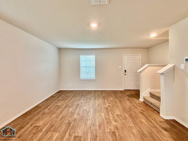 Building Photo - Welcome to Your Dream Home! A Stunning 2-s...