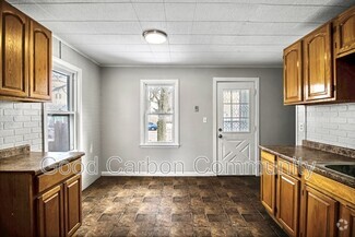 Building Photo - 1 Community Dr