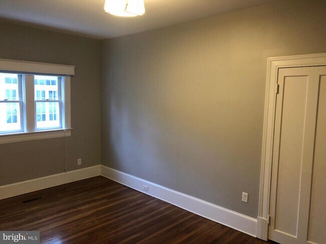 Foto del edificio - 23 S Stewart St