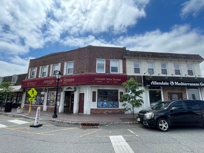 Building Photo - 101 W Allendale Ave