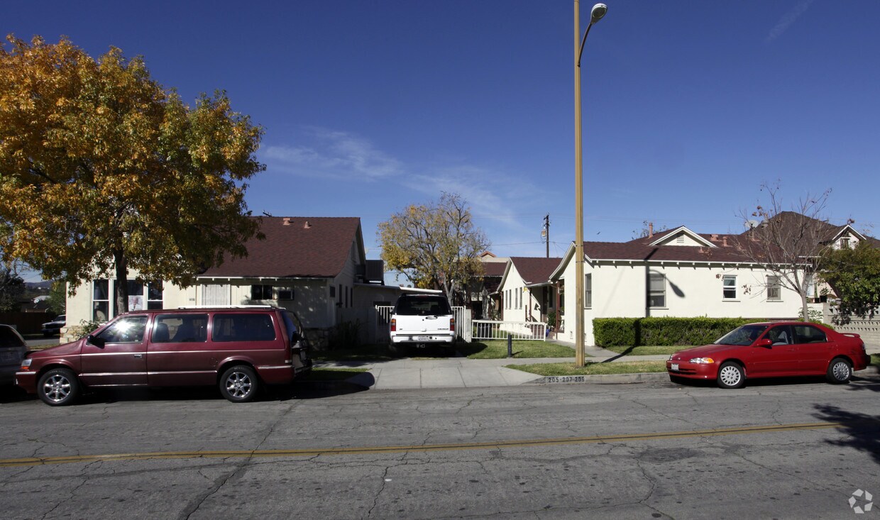 Foto principal - 201-209 N Hagar St