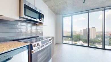 Interior Photo - Aspire