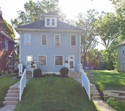 Building Photo - 608-610-610 Carpenter St