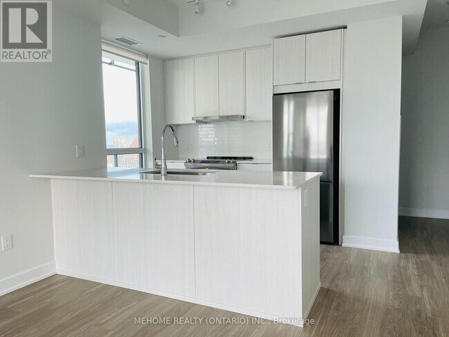 Building Photo - 4130-4130 Parkside Village Dr