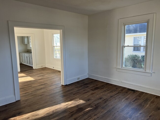 Building Photo - 1308 Washington Street, Roanoke Rapids