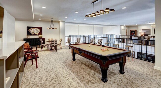 Foto del edificio - Bespoke Elegance: Customized Luxury Apartm...