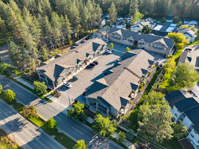 Building Photo - Centennial Pines