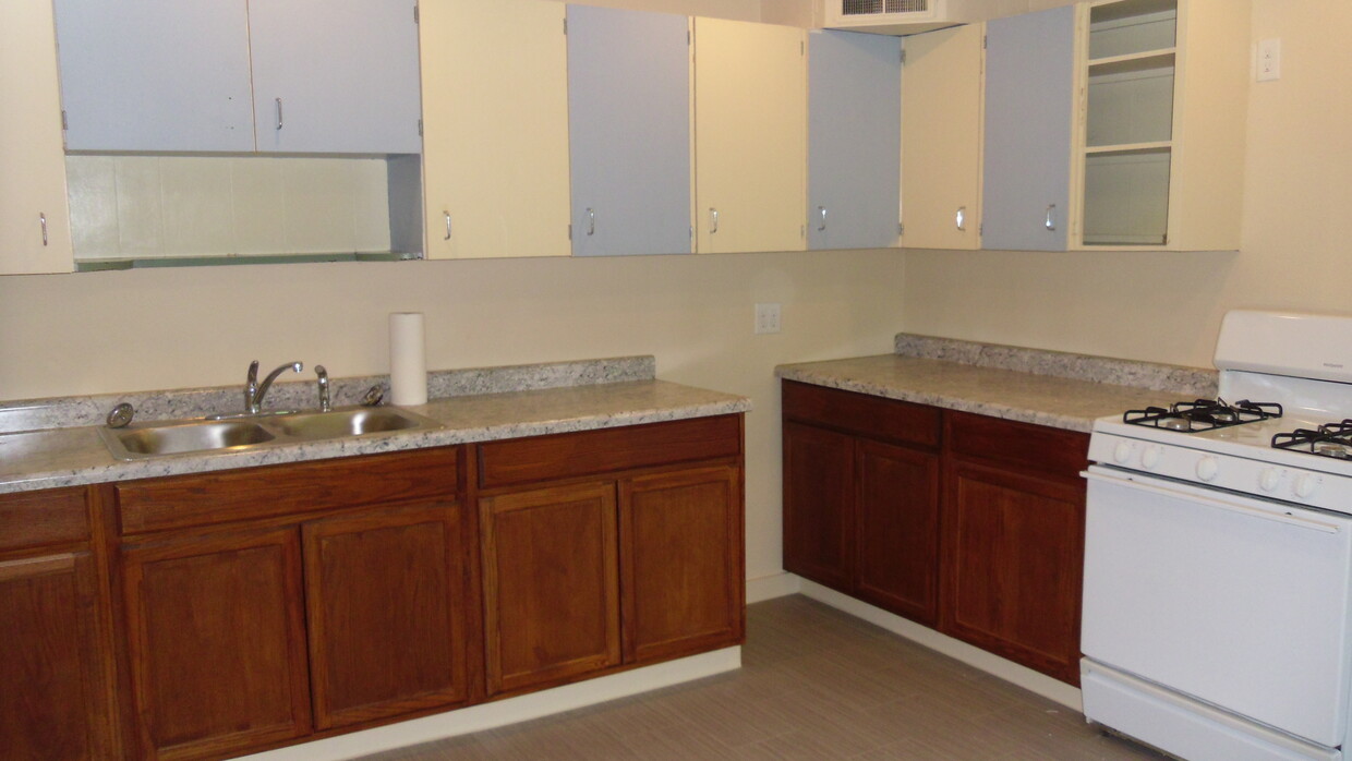 Building Photo - 127 Melrose Ct