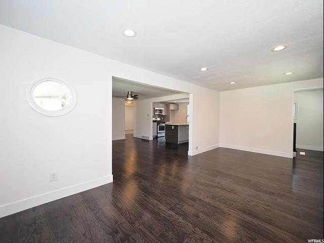 Foto del edificio - 376 N 8th W