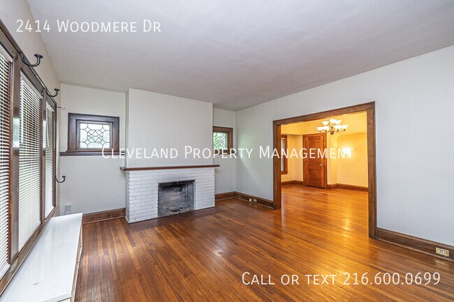 Foto del edificio - 2414 Woodmere Dr