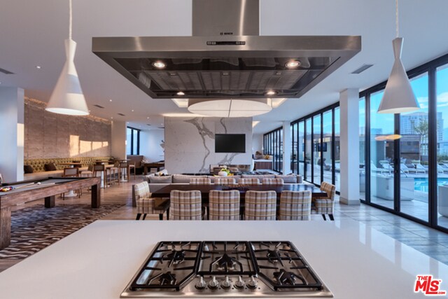 Building Photo - 540 N Central Ave