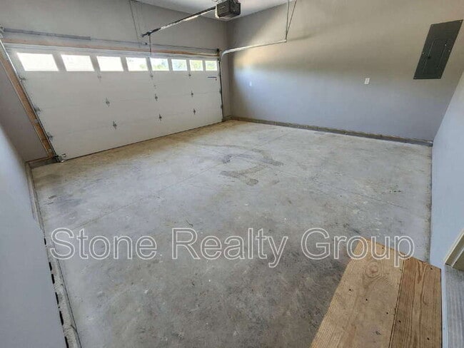 Building Photo - 1162 W Ewing St