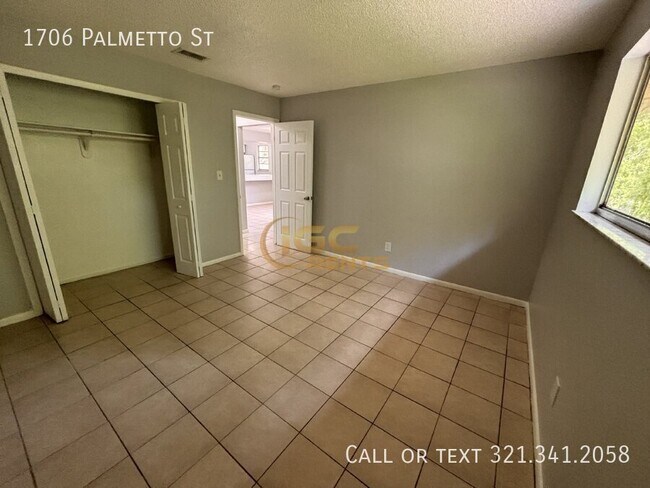 Foto del edificio - 1706 Palmetto St