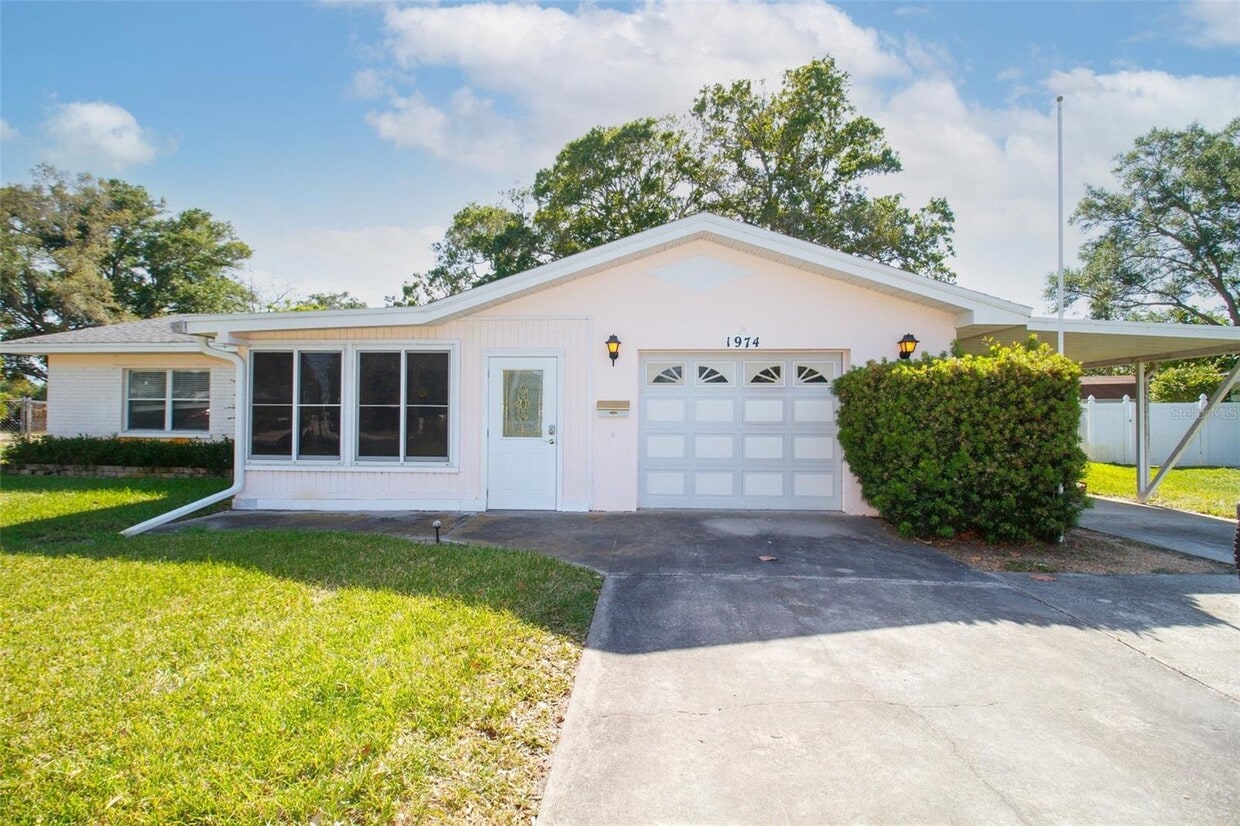 Foto principal - 1974 Southview Rd