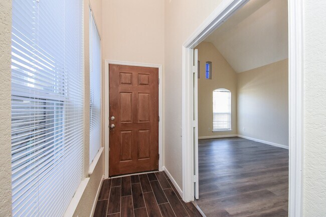 Foto del edificio - 7542 Autumn Sun Dr