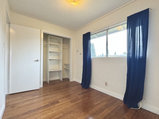 Building Photo - 2886 Liholani St