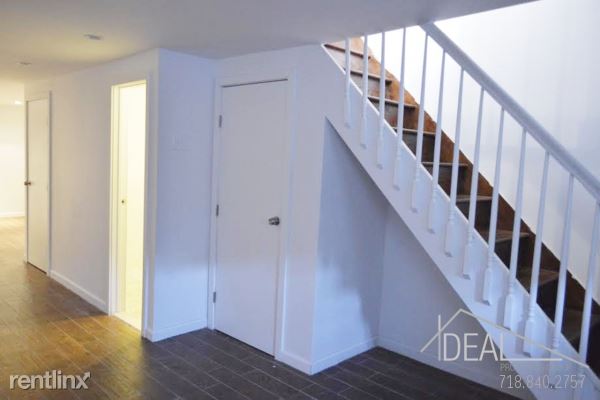 Building Photo - 643 Saint Johns Pl