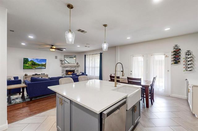 Foto del edificio - 4260 Doe Creek Trail