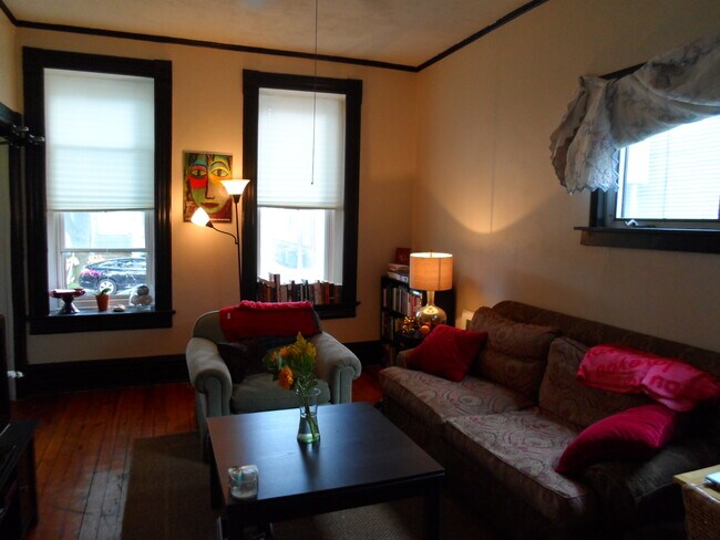 Foto del edificio - 3014 N Clifton Ave