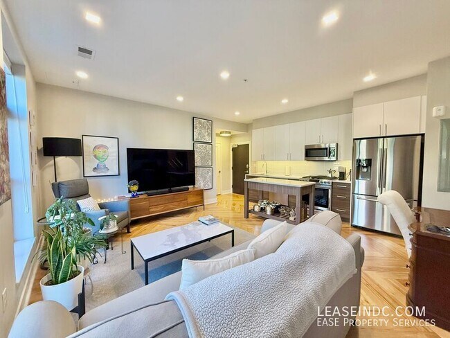 Foto del edificio - 1345 K St SE