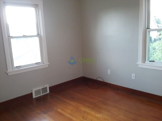 Foto del edificio - House for rent in the heart of Oakmont