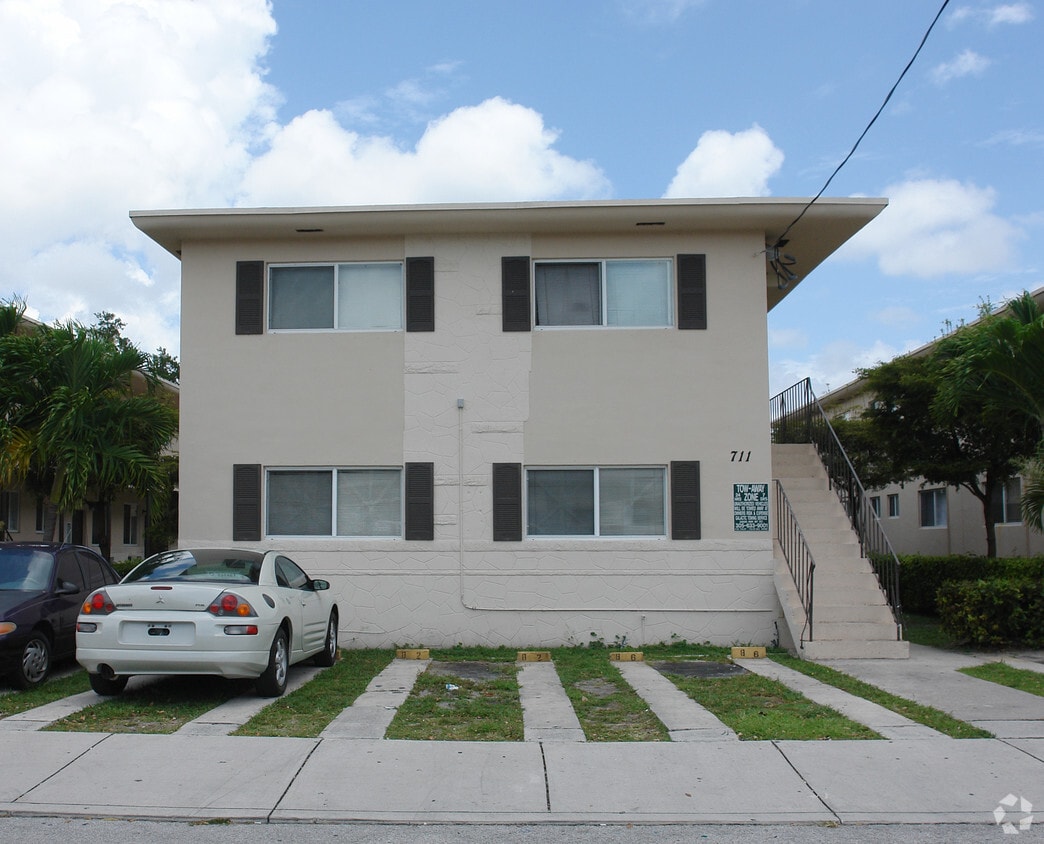 Foto del edificio - 711 SW 5th St