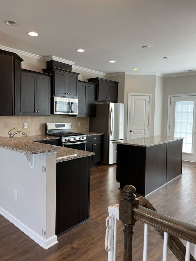 Kitchen (2nd floor) - 6417 Perry Creek Rd