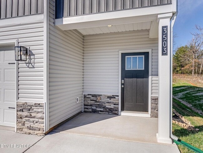 Foto del edificio - 3503 Bisham Wood Ln