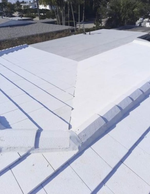 Foto del edificio - 1826 Biarritz Dr