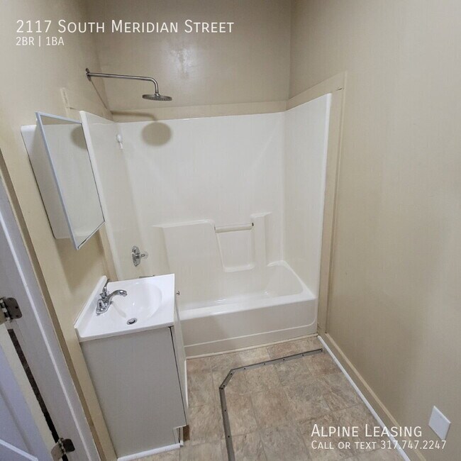 Foto del edificio - 2117 S Meridian St