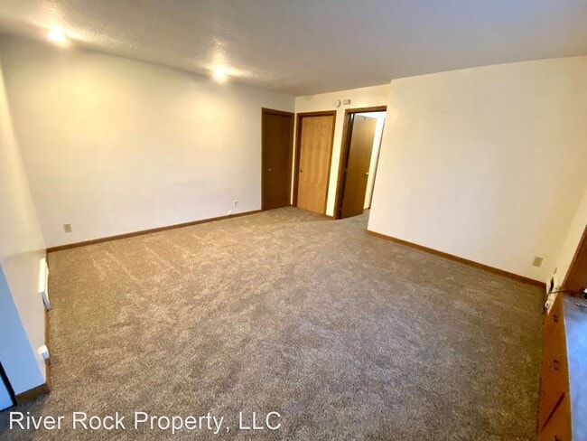 Building Photo - 2 br, 1.5 bath House - 1721 13th St S