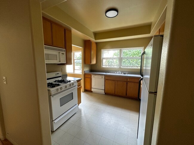 Building Photo - 3414 Winslow Dr