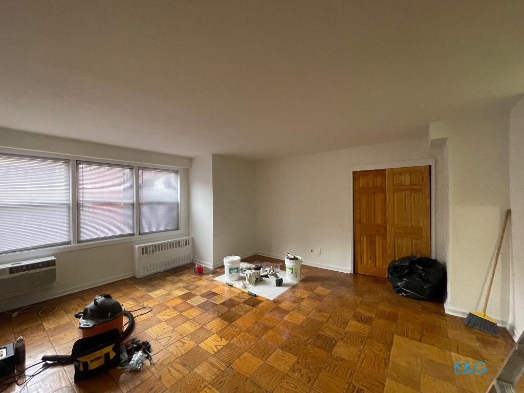 18311 Hillside Ave. Unit 1P, Queens, NY 11432 Room for Rent in