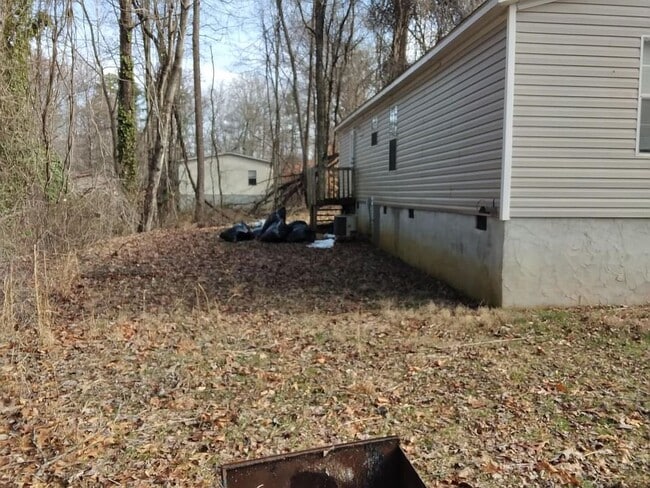 Building Photo - 284 Kate Rd