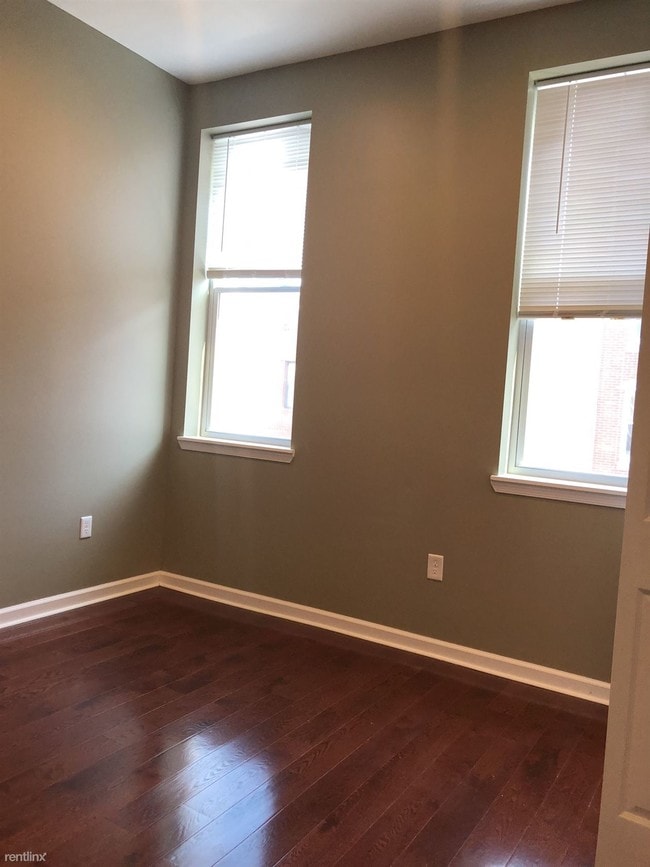 Building Photo - 3 br, 2 bath Triplex - 513 South St #1F