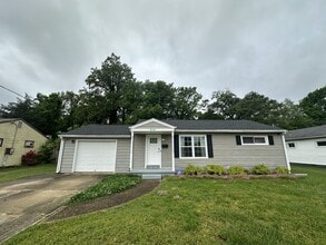 Building Photo - 2141 Jeffrey Dr