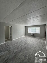 Building Photo - 1314 Carol St
