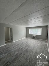 Building Photo - 1314 Carol St