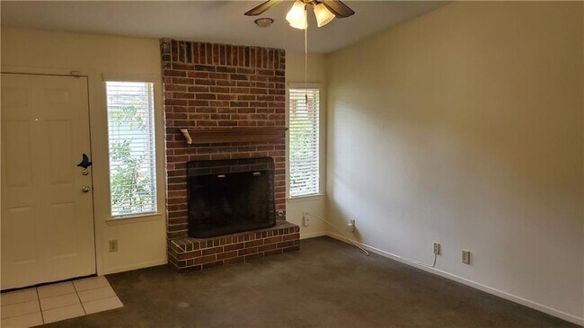 Building Photo - 6805 Shier Cove