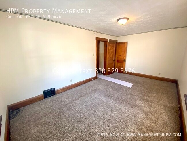 Building Photo - 212 14th St NW