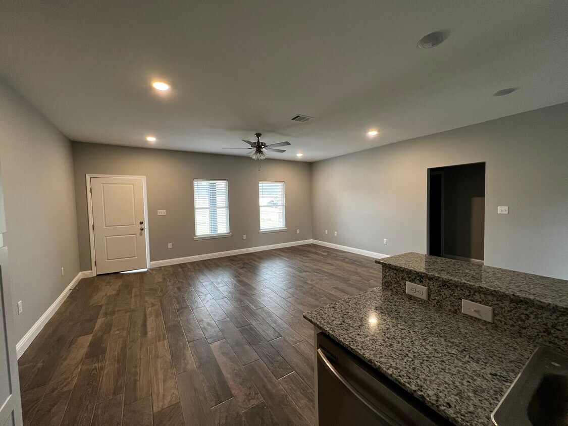 Foto del edificio - 1085 BAYOU BAY COURT
