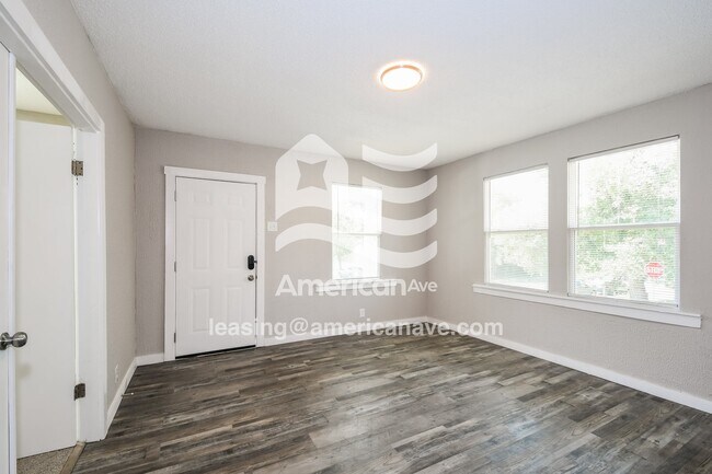 Foto del edificio - 1939 Chippewa St