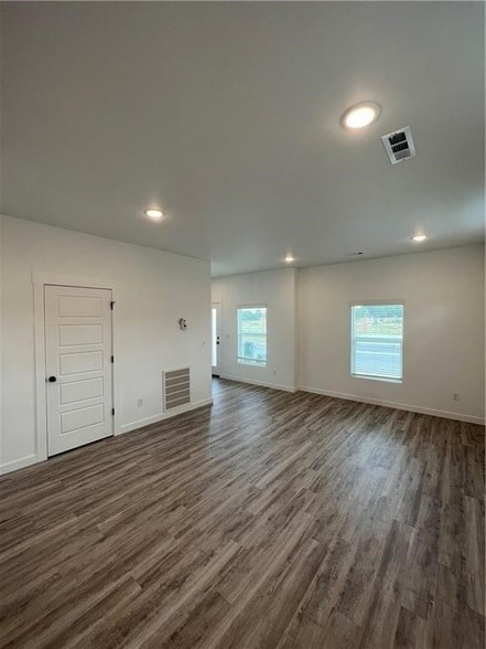 Building Photo - 1060 Illinois Ave