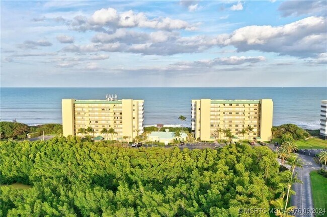 Foto del edificio - 7380 S Ocean Dr