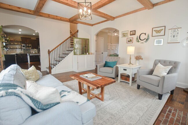 Foto del edificio - Pet Friendly Four Bedroom!