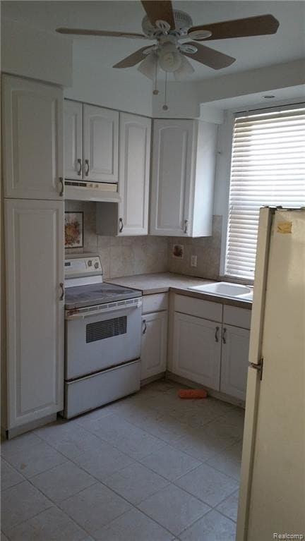 Building Photo - 224 Holbrook Ave