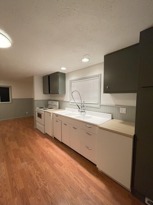 246 S 2nd E, Rexburg, ID 83440 House Rental in Rexburg, ID